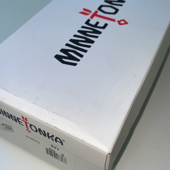 AUTH NIB Minnetonka El Paso Ankle Boots Taupe - Picture 8 of 13